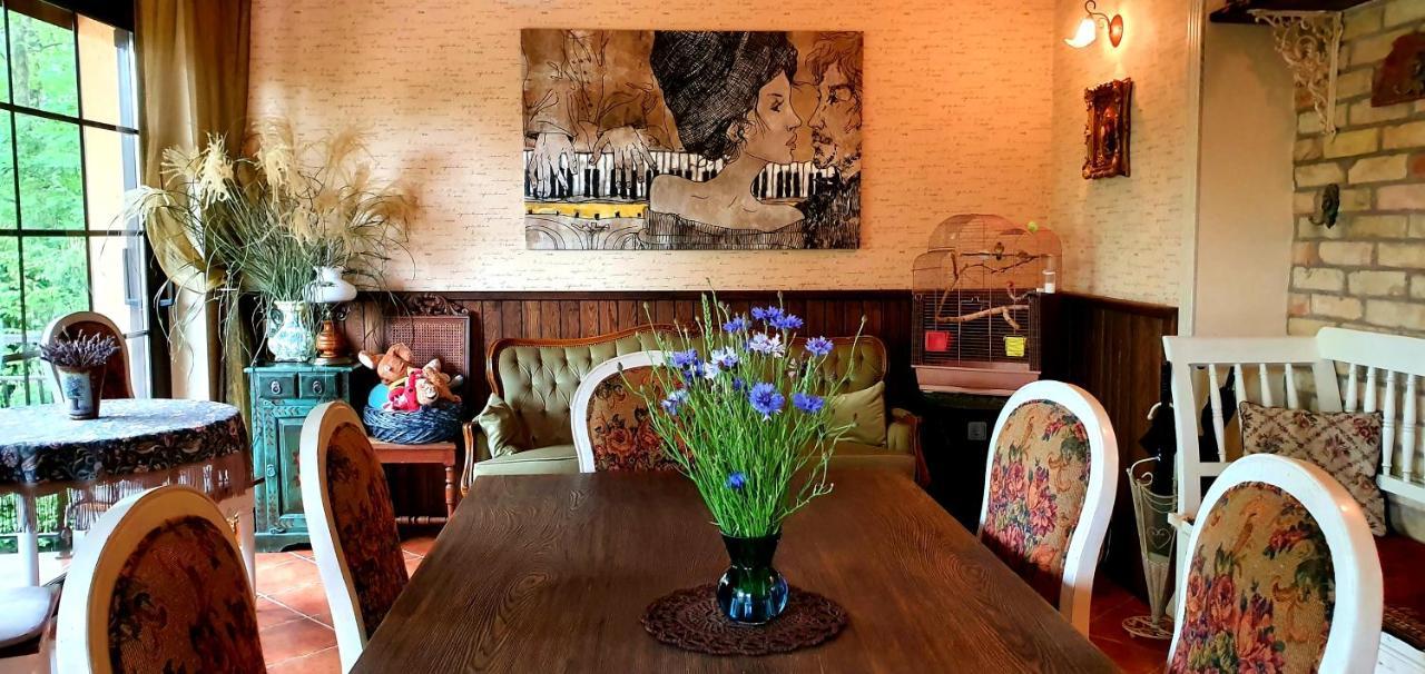 Boutique Vila Artemide Паланга Екстериор снимка