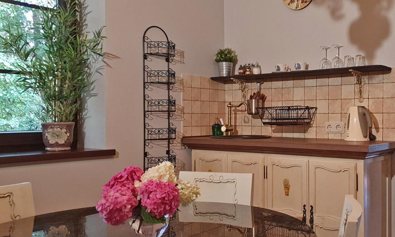 Boutique Vila Artemide Паланга Екстериор снимка