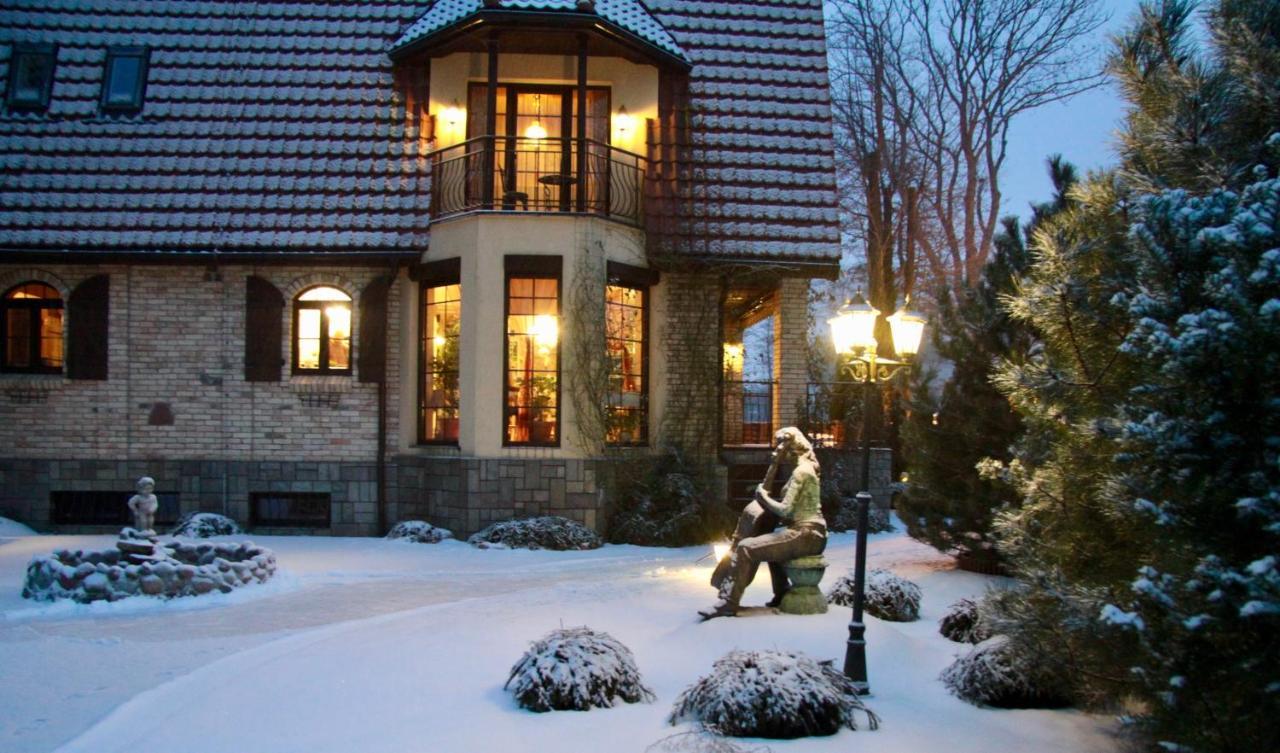 Boutique Vila Artemide Паланга Екстериор снимка